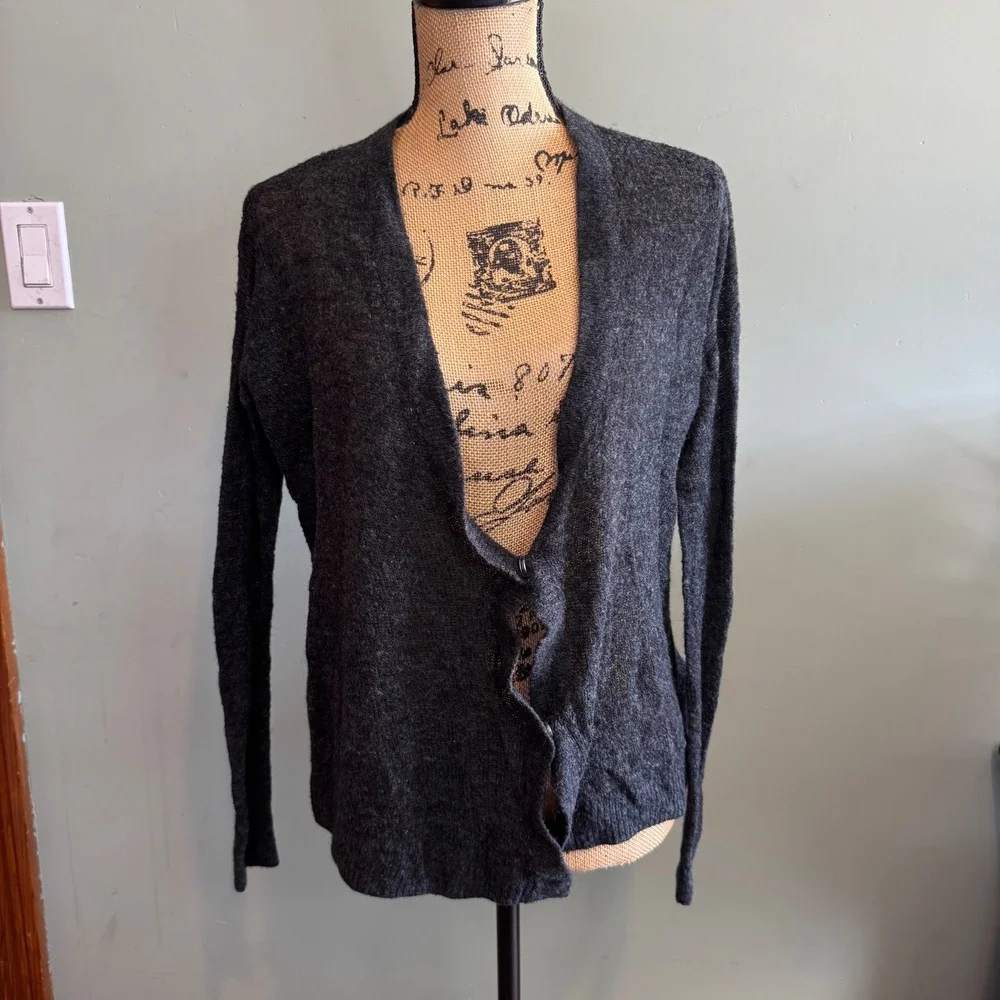 H&M Basic Womens Charcoal Grey Lightweight V-Neck Knit Cardigan‎ Sweater Small